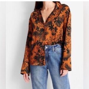 🧡🖤 FUTURE COLLECTION SILK BUTTON UP